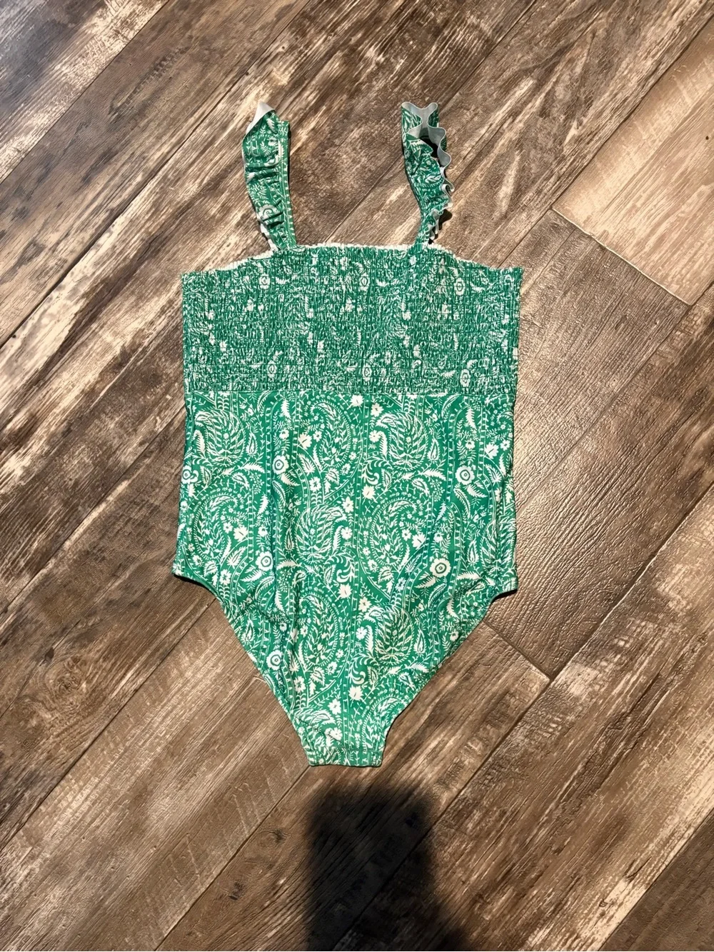 Crown & Ivy Kids Green and White Paisley One Piece Size 12